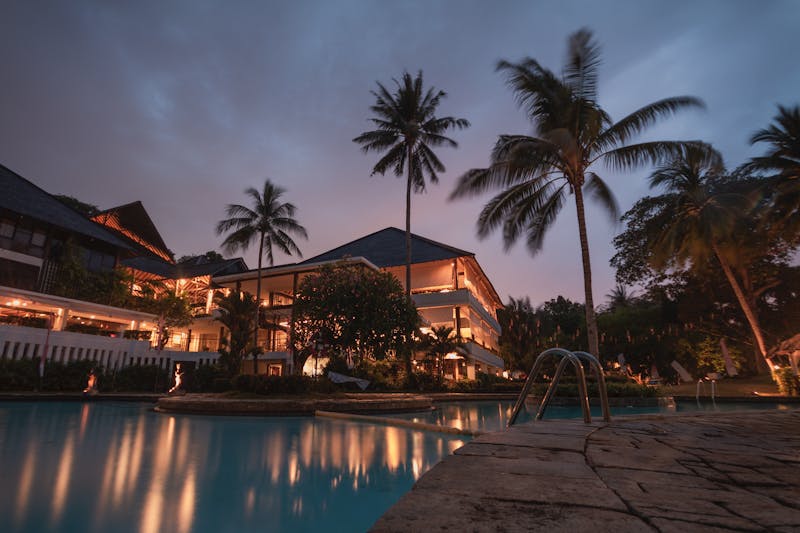 Luxury Stays